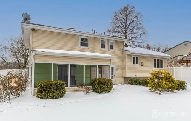 10 Gavel Road, Sayreville, NJ 08872