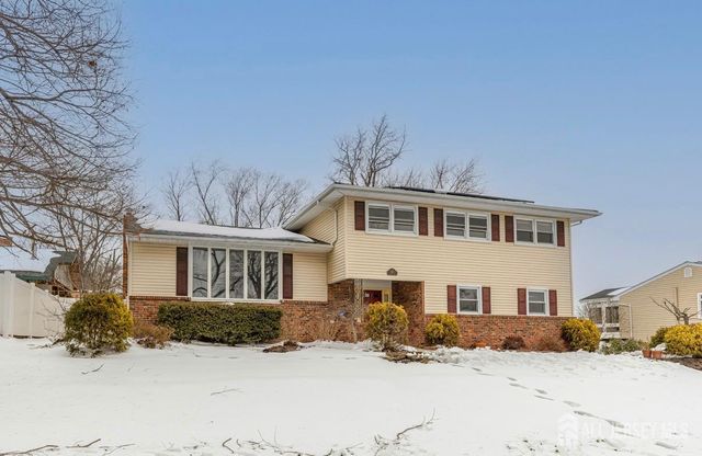 10 Gavel Road, Sayreville, NJ 08872