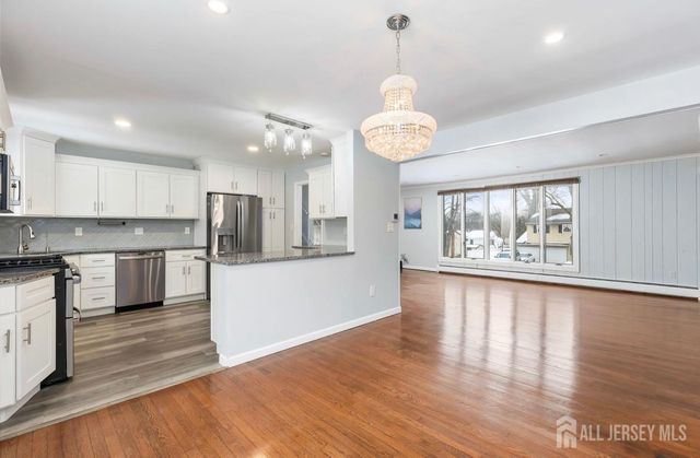 10 Gavel Road, Sayreville, NJ 08872