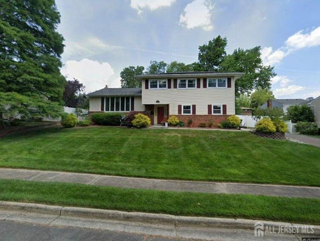 10 Gavel Road, Sayreville, NJ 08872