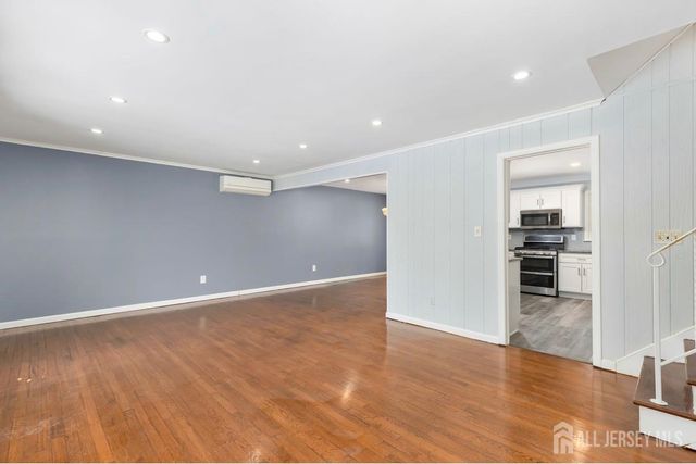 10 Gavel Road, Sayreville, NJ 08872