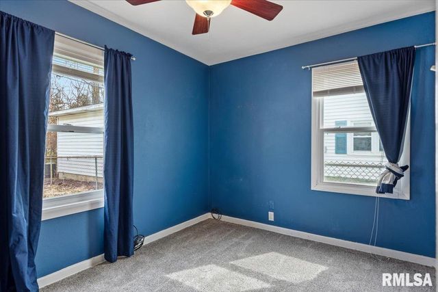 3022 S 3RD Street, Springfield, IL 62703