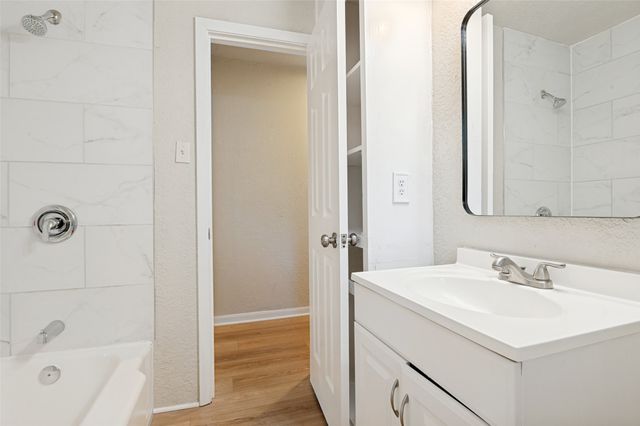10641 Channel Drive, Dallas, TX 75229