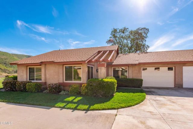 34120 Village 34, Camarillo, CA 93012