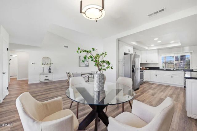 34120 Village 34, Camarillo, CA 93012