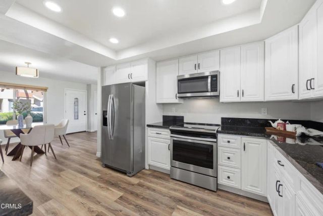 34120 Village 34, Camarillo, CA 93012