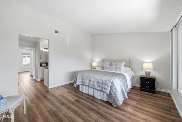 34120 Village 34, Camarillo, CA 93012