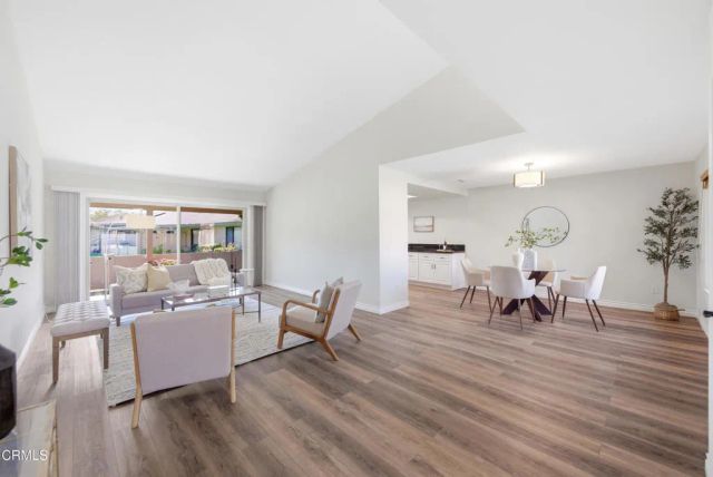 34120 Village 34, Camarillo, CA 93012