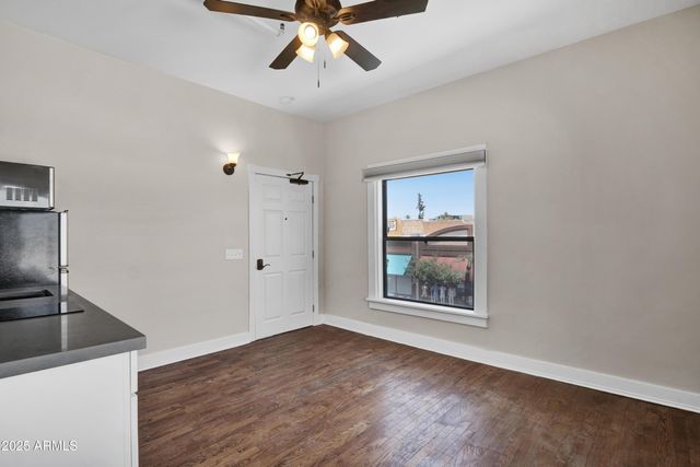 5753 W Glendale Avenue Apt 202, Glendale, AZ 85301