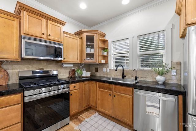 3128 S Gunnell Ave, Meridian, ID 83642