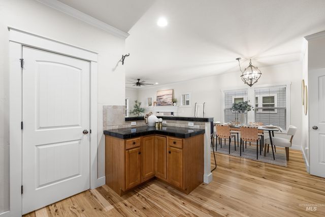 3128 S Gunnell Ave, Meridian, ID 83642