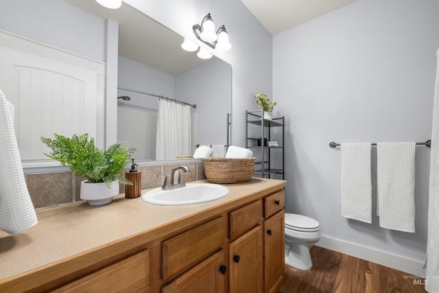 3128 S Gunnell Ave, Meridian, ID 83642