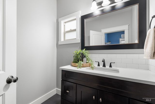 3128 S Gunnell Ave, Meridian, ID 83642