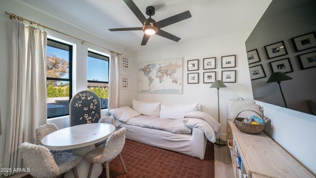 5819 E LUDLOW Drive, Scottsdale, AZ 85254