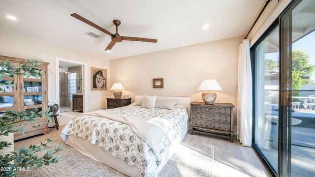 5819 E LUDLOW Drive, Scottsdale, AZ 85254