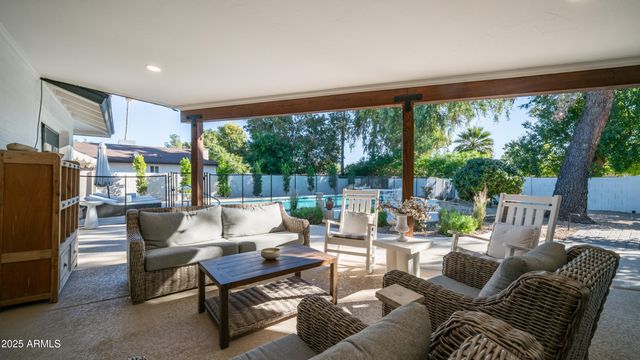 5819 E LUDLOW Drive, Scottsdale, AZ 85254