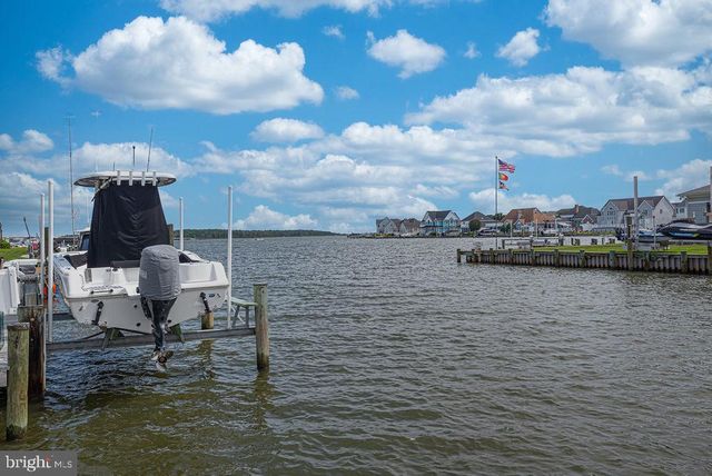 38 PINTAIL DR, Ocean Pines, MD 21811