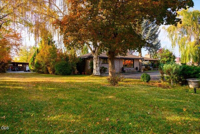 2846 W Antler Avenue, Redmond, OR 97756