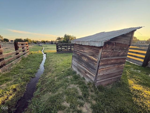 2846 W Antler Avenue, Redmond, OR 97756