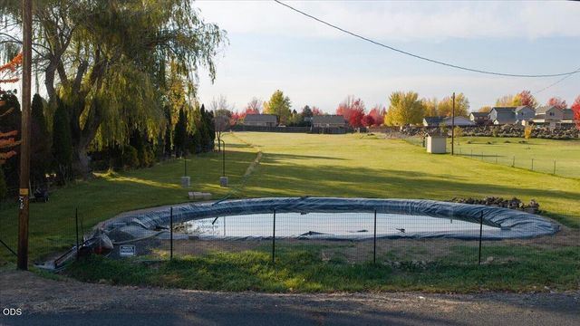 2846 W Antler Avenue, Redmond, OR 97756