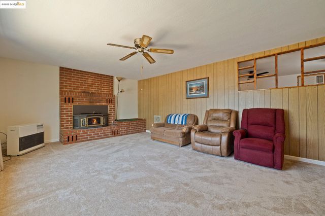 20445 West Walnut Dr., Sonora, CA 95370