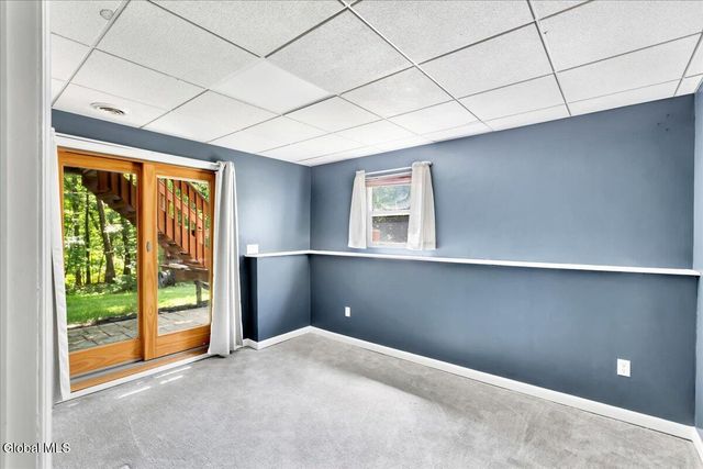 1007 Chamberlin Hill Rd Extension, Sand Lake, NY 12196