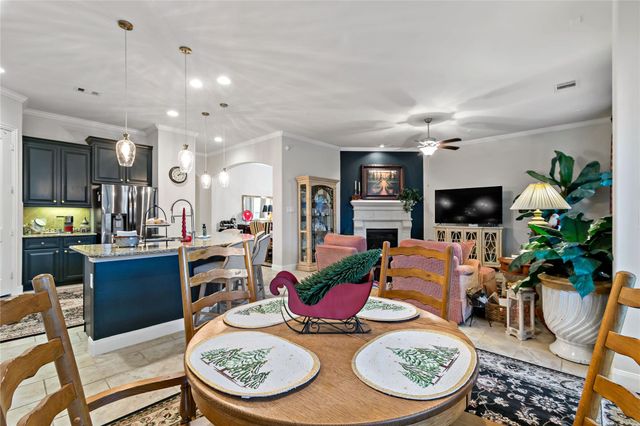 5310 Savannah Bend Drive, Rosharon, TX 77583