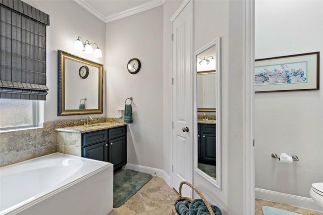 5310 Savannah Bend Drive, Rosharon, TX 77583