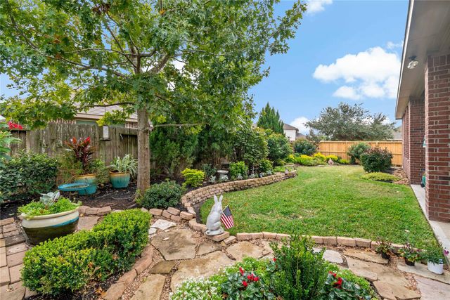 5310 Savannah Bend Drive, Rosharon, TX 77583