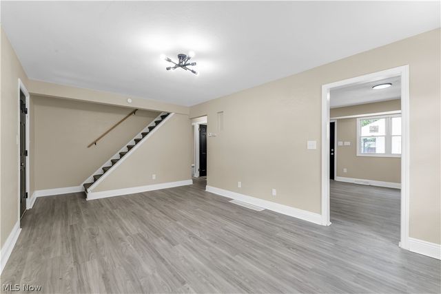 25291 Richards Avenue, Euclid, OH 44132