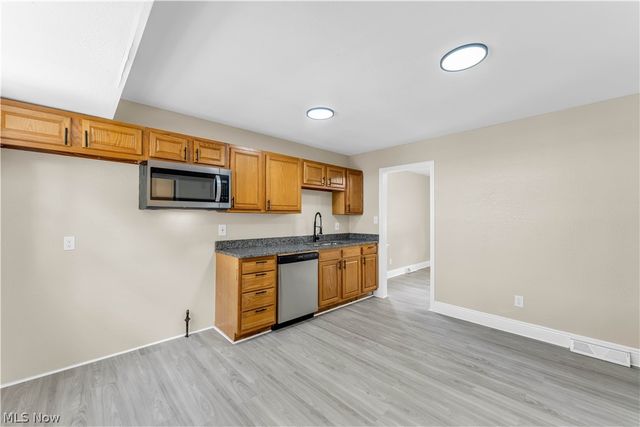 25291 Richards Avenue, Euclid, OH 44132