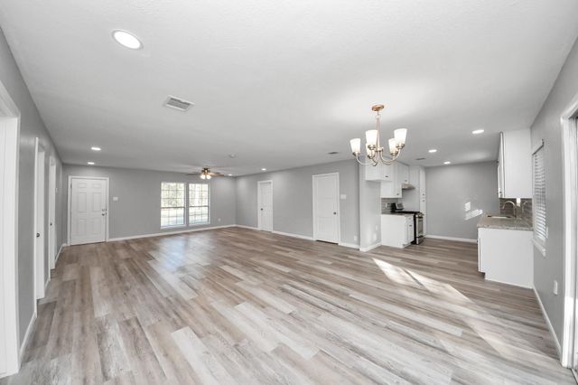 7922 Sheree Street, Houston, TX 77049