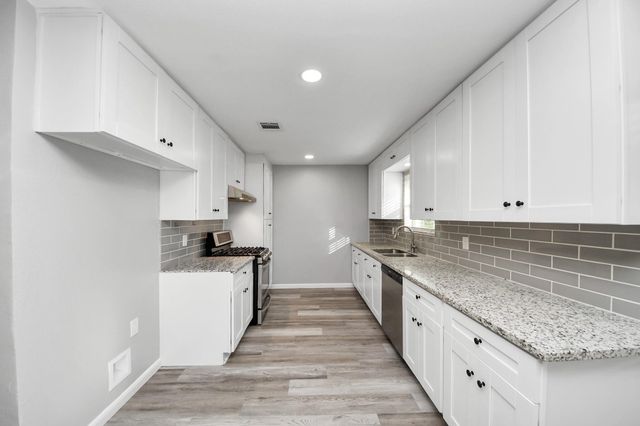 7922 Sheree Street, Houston, TX 77049