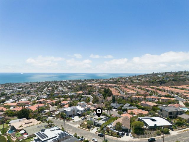 5414 Castle Hills, San Diego, CA 92109