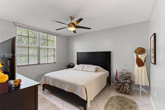 19655 E Country Club Dr 6108, Aventura, FL 33180