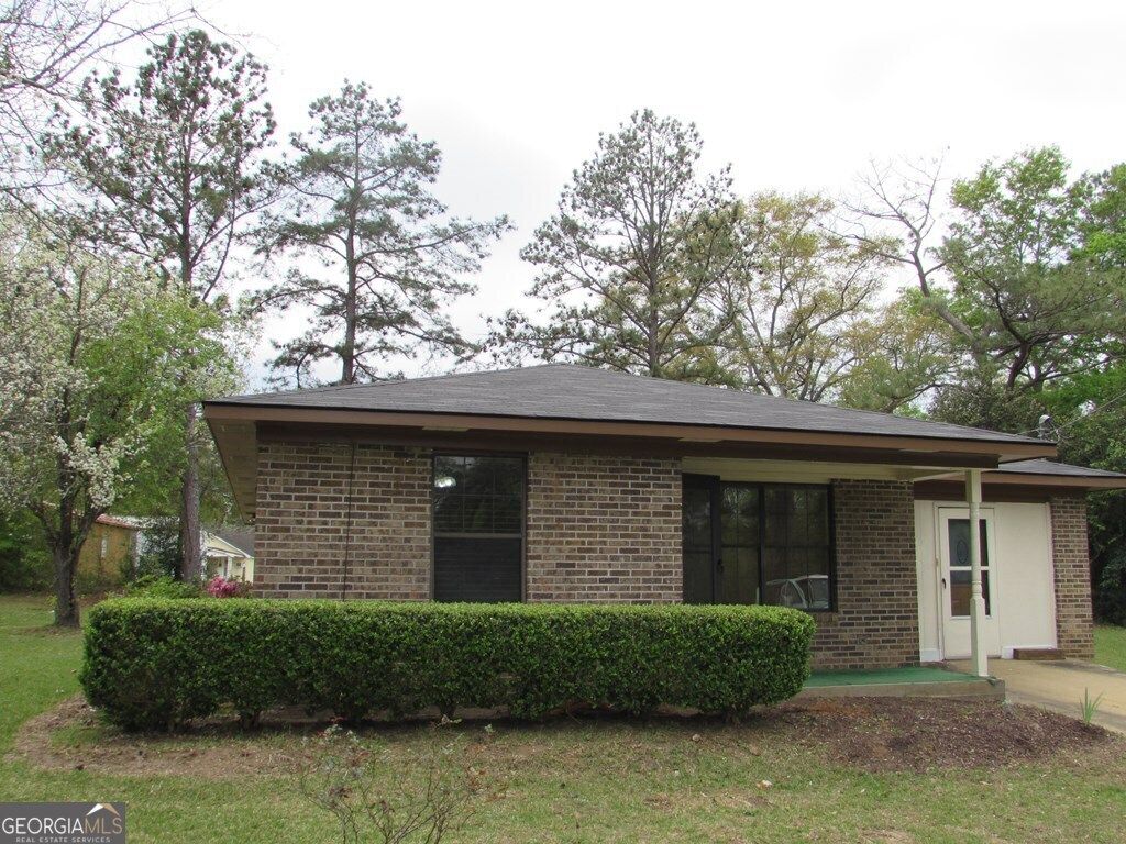 1827 Tarver Drive, Blakely, GA 39823