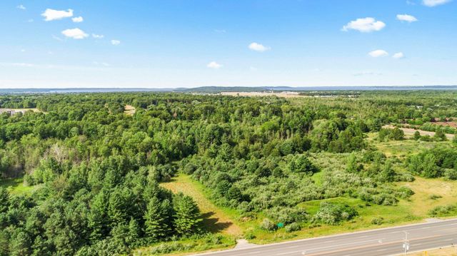 00 W Hammond, Traverse City, MI 49686