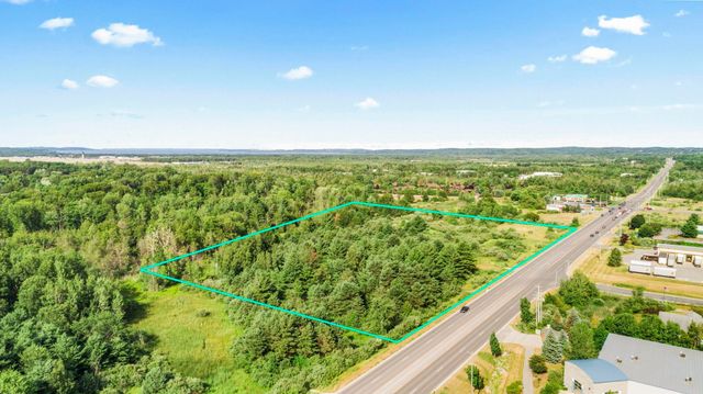 00 W Hammond, Traverse City, MI 49686