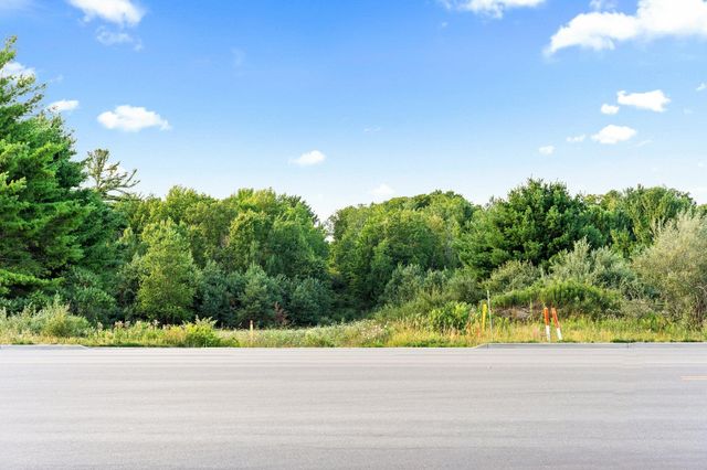 00 W Hammond, Traverse City, MI 49686