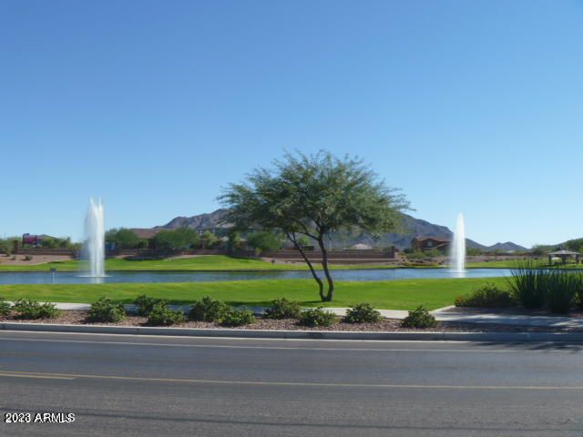 2671 E Daniel Drive, Gilbert, AZ 85298