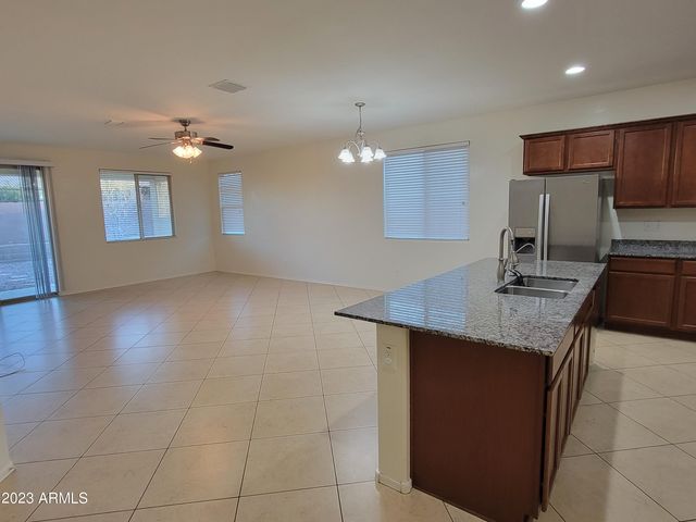 2671 E Daniel Drive, Gilbert, AZ 85298