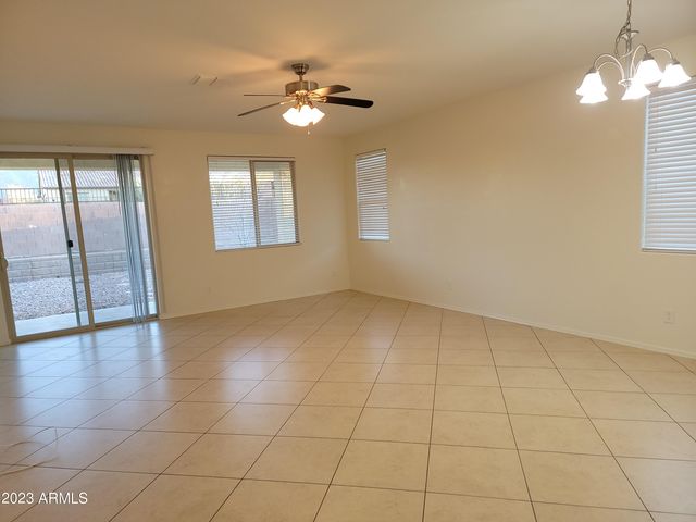 2671 E Daniel Drive, Gilbert, AZ 85298