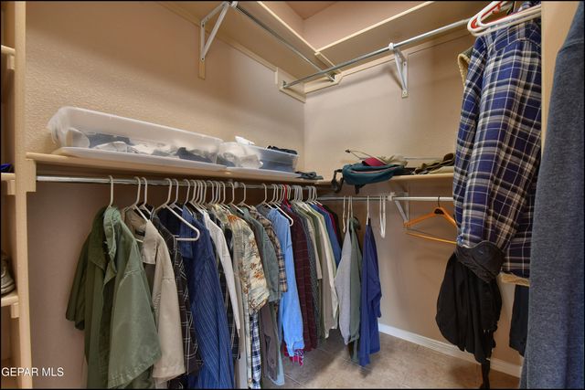 5705 IRELAND Drive, Santa Teresa, NM 88008