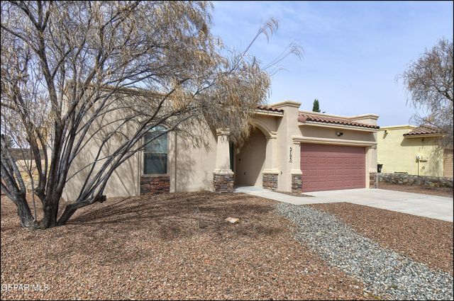 5705 IRELAND Drive, Santa Teresa, NM 88008