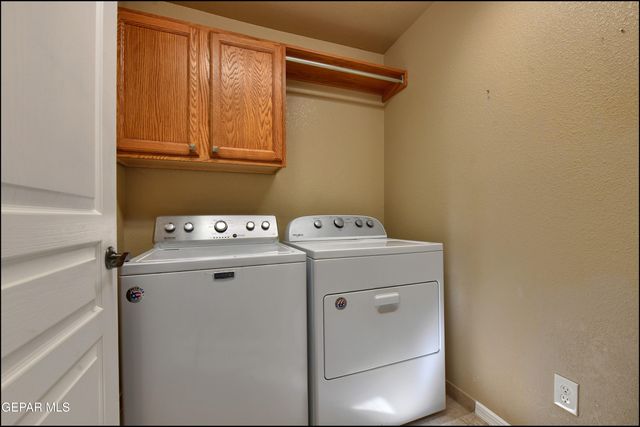 5705 IRELAND Drive, Santa Teresa, NM 88008