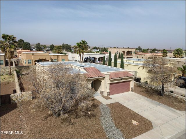 5705 IRELAND Drive, Santa Teresa, NM 88008