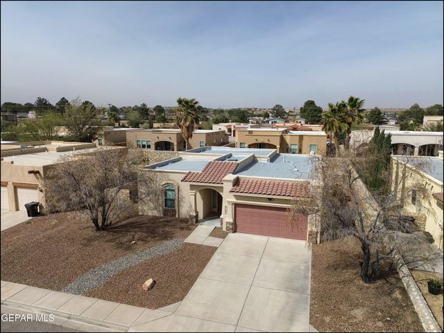 5705 IRELAND Drive, Santa Teresa, NM 88008