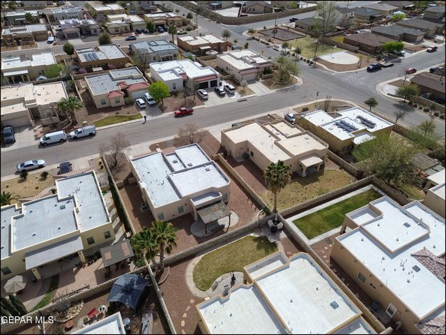 5705 IRELAND Drive, Santa Teresa, NM 88008