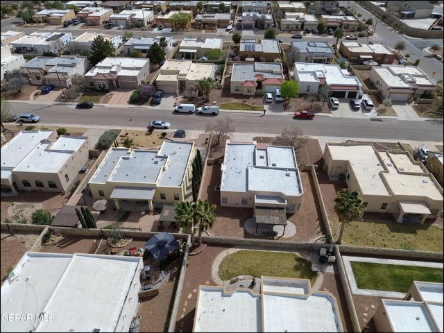 5705 IRELAND Drive, Santa Teresa, NM 88008