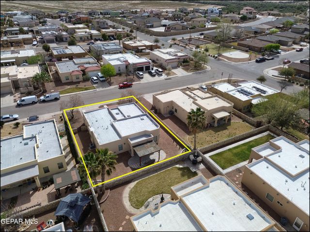 5705 IRELAND Drive, Santa Teresa, NM 88008